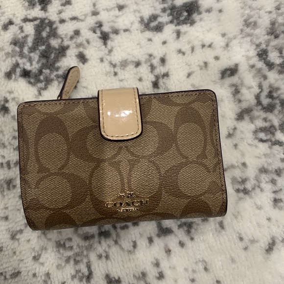 Coach Handbags - Coach Signature Print Wallet